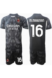 AC Milan Mike Maignan #16 Keeper Babyklær Hjemme Fotballdrakt til barn 2024-25 Korte ermer (+ Korte bukser)